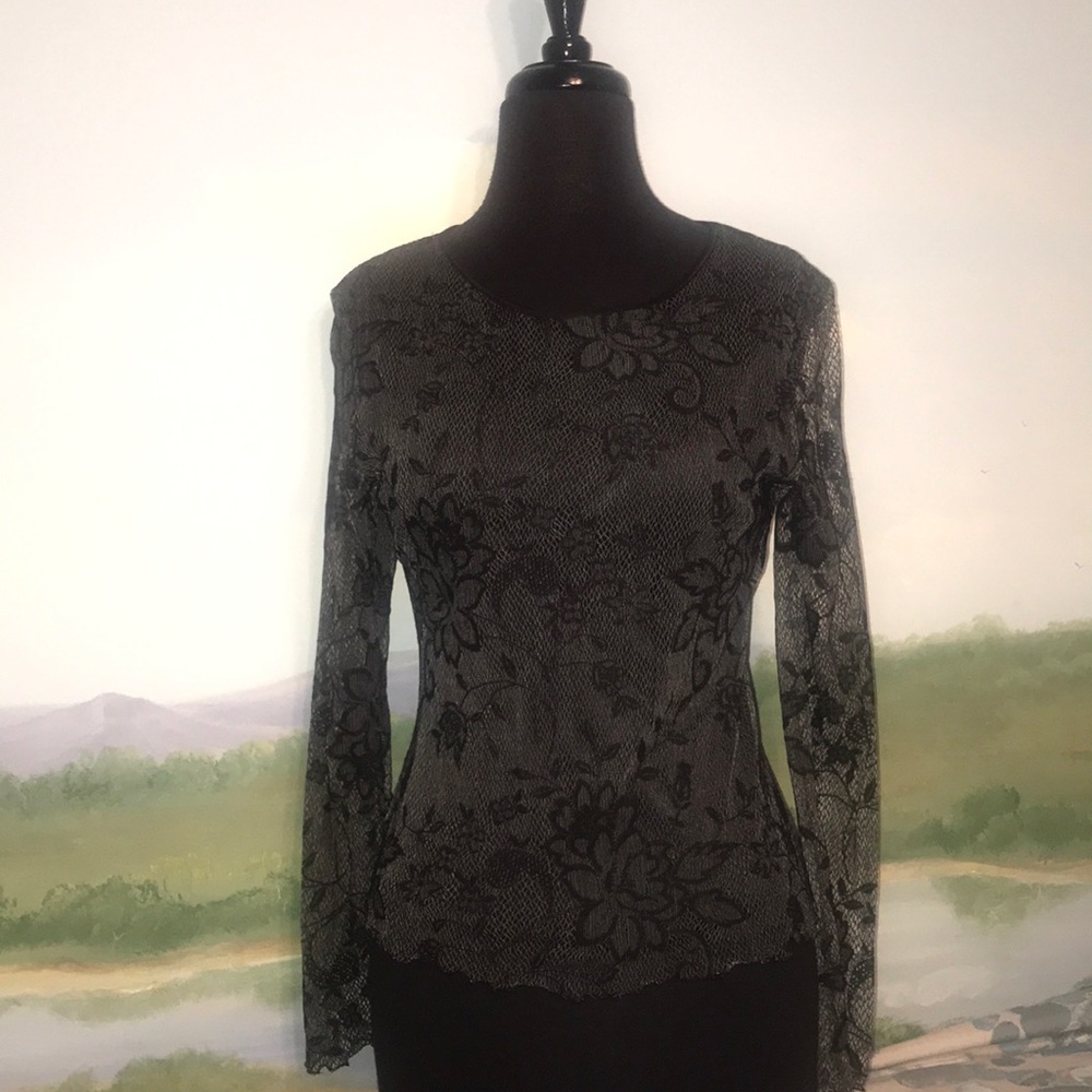 Sheer lace sleeves-Black lace top. -Papillon Blanc